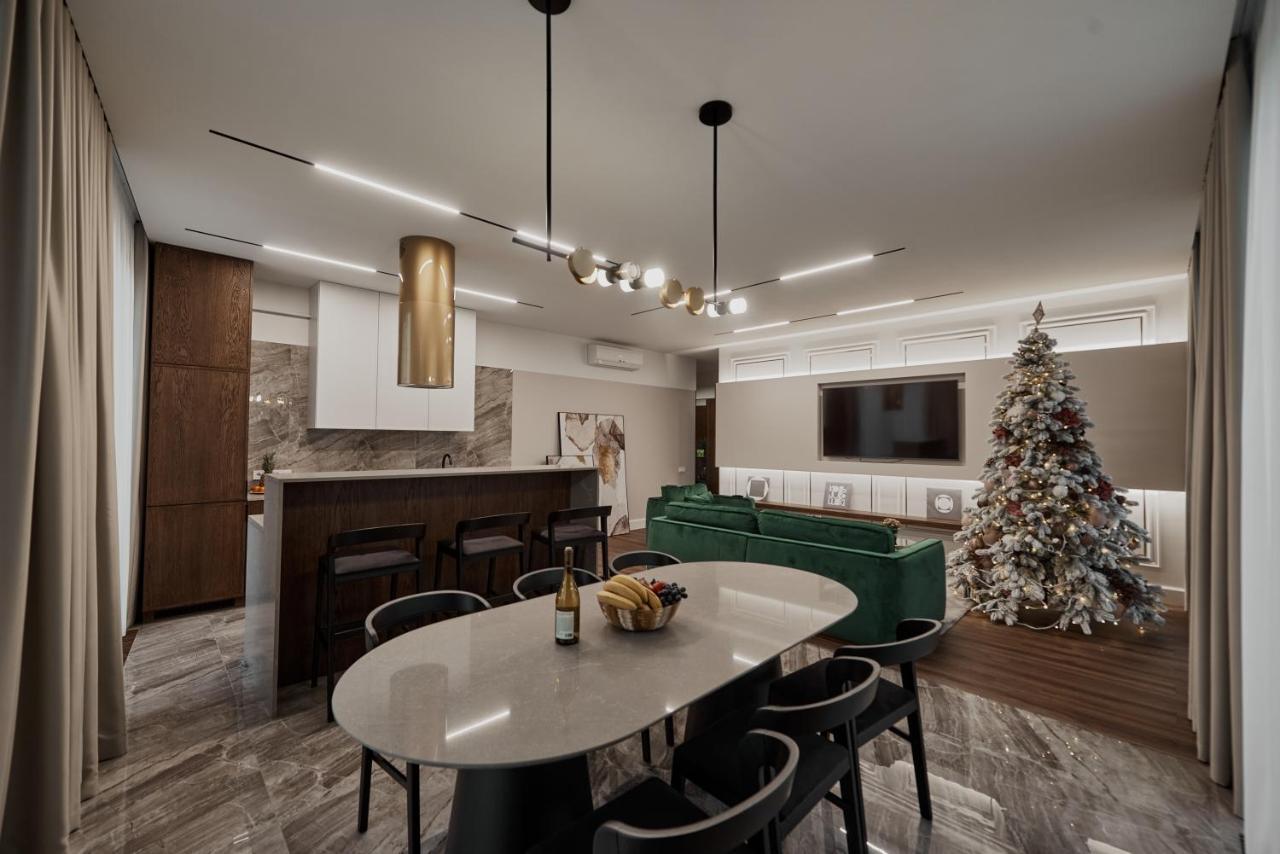 Kostjukowski Apartments Avalon Λβιβ Εξωτερικό φωτογραφία